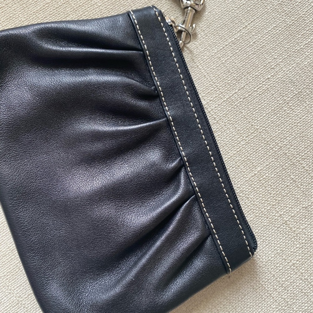 Coach Black Leather corner zip Wristlet pouch wallet - Picture 2 of 10